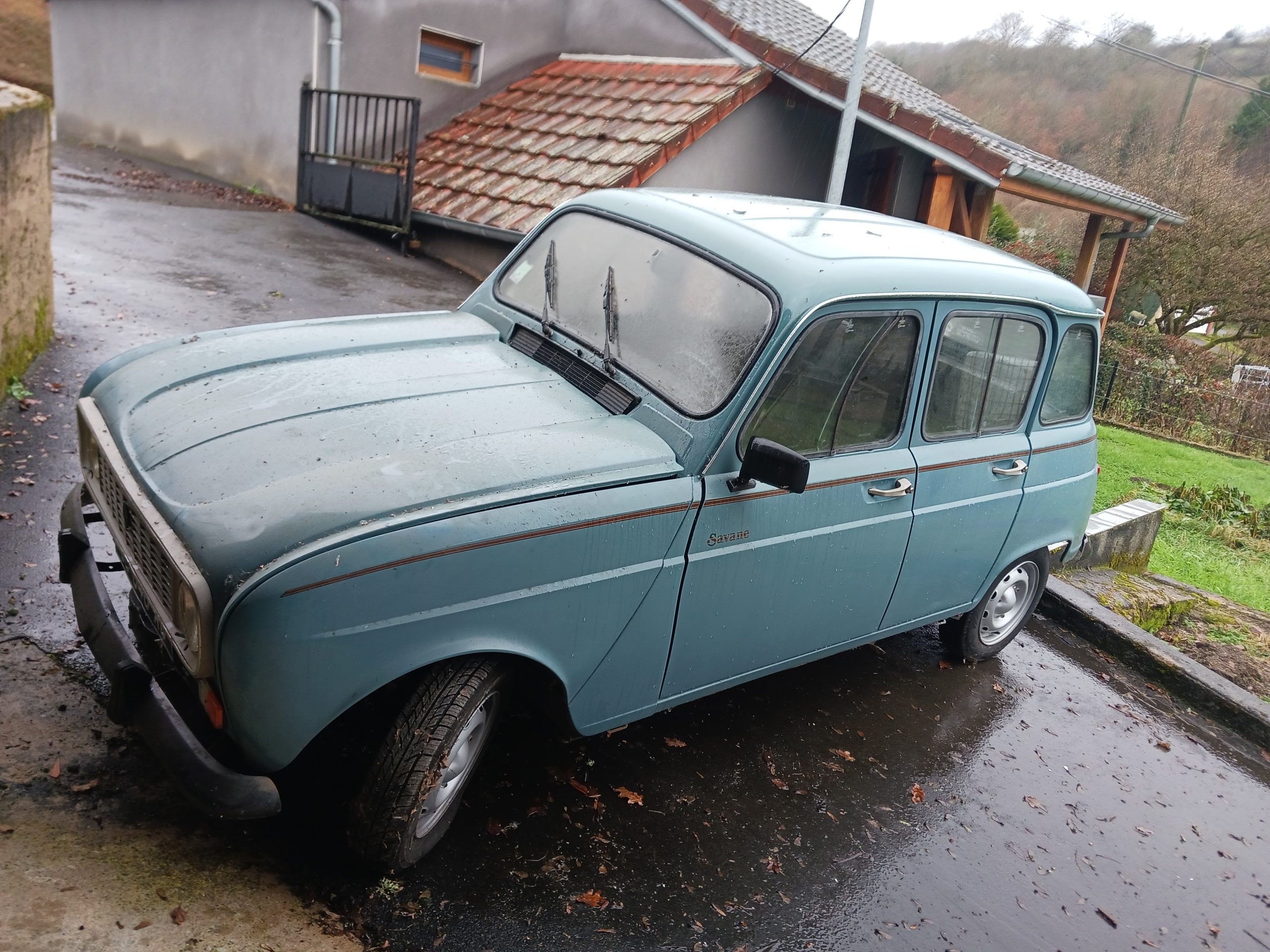 RENAULT 4L