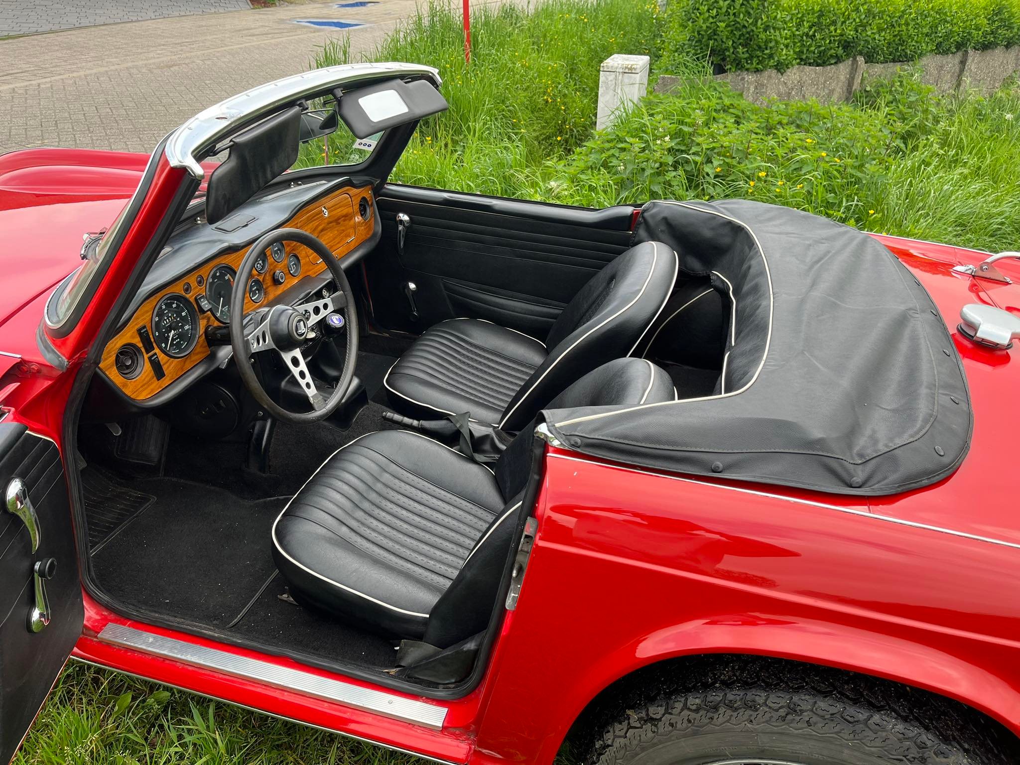 Triumph TR250